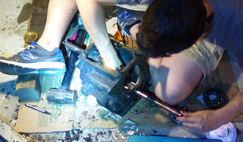 Illustration for article titled How I Completely Rebuilt My Jeep's Transmission In One Night For Less Than $100